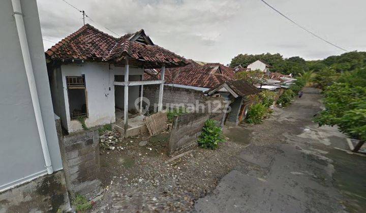 For Sale House with Land in Baktiseraga, Buleleng, Near Samsat, Balimed Hospital, Lovina Beach, Kerobokan Beach 2