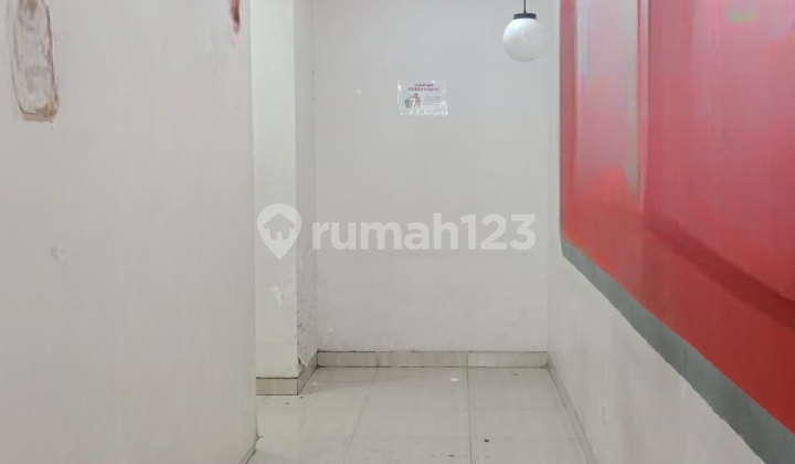 Disewakan Ruko 1 Lantai di Petemon, dekat Pacuan Kuda Sawahan, Pusat Kota Surabaya