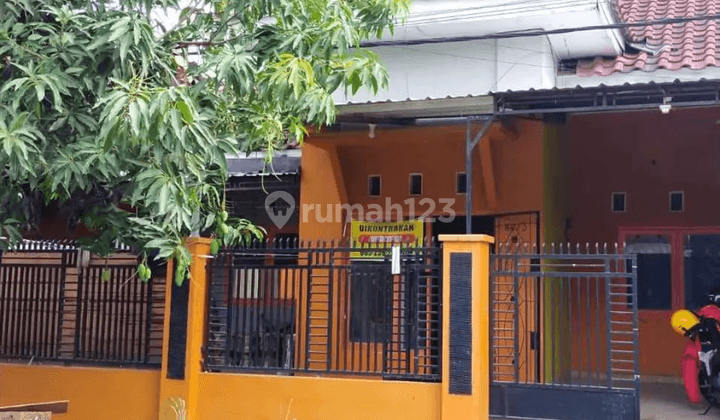 Rumah strategis 1