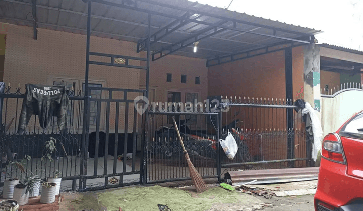 Rumah strategis 1
