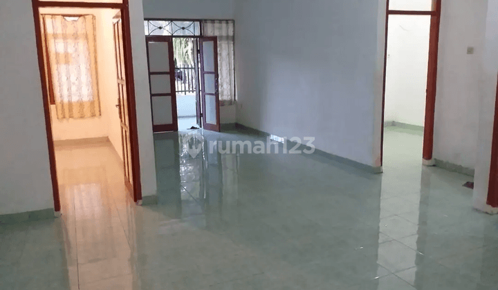 Rumah Strategis 4