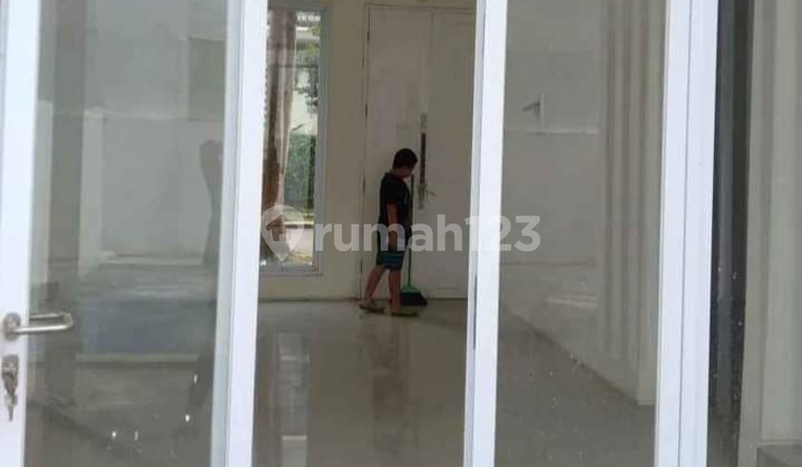 Rumah 2 lantai 2