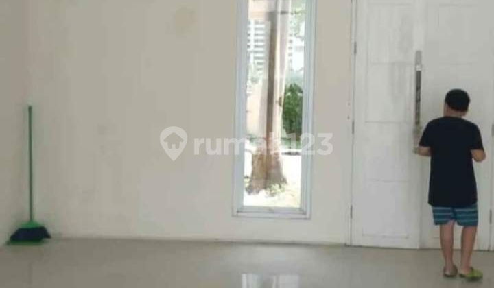Rumah 2 lantai 4