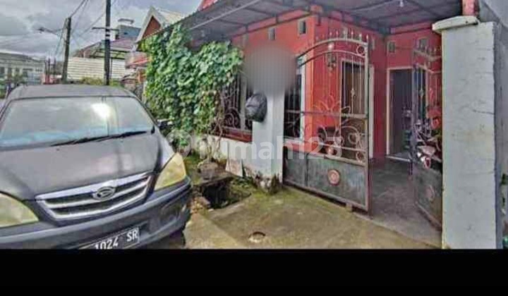 Rumah strategis 1