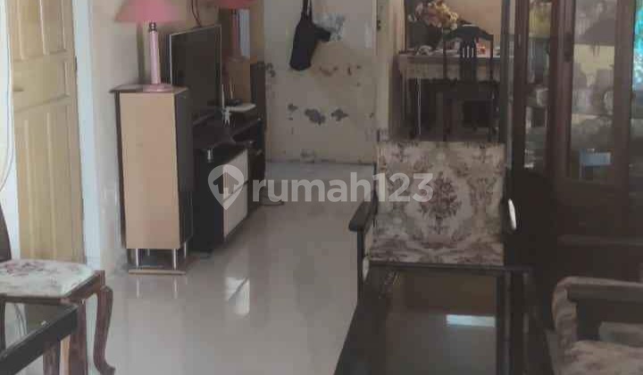 Rumah strategis 3