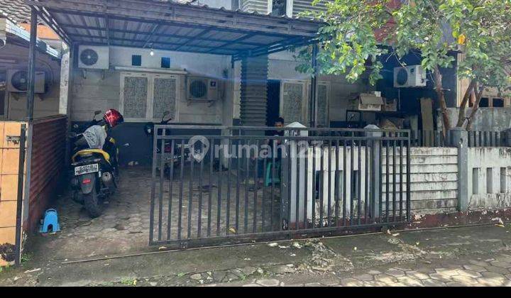 Rumah strategis 1