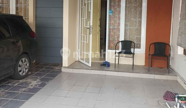 Rumah strategis 1