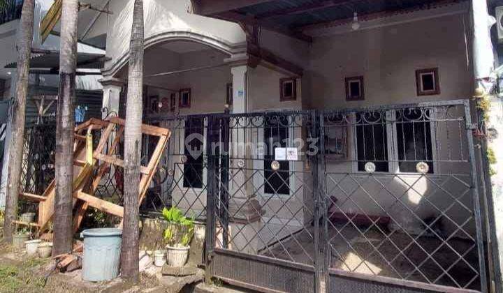 Rumah strategis 1
