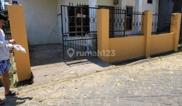 Rumah strategis 1