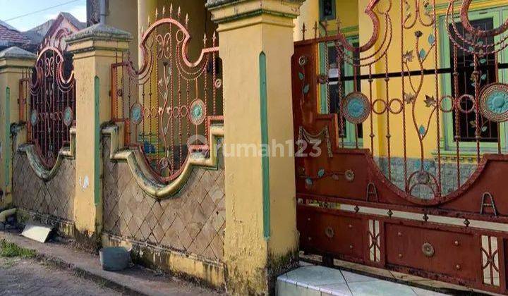 Rumah strategis 1