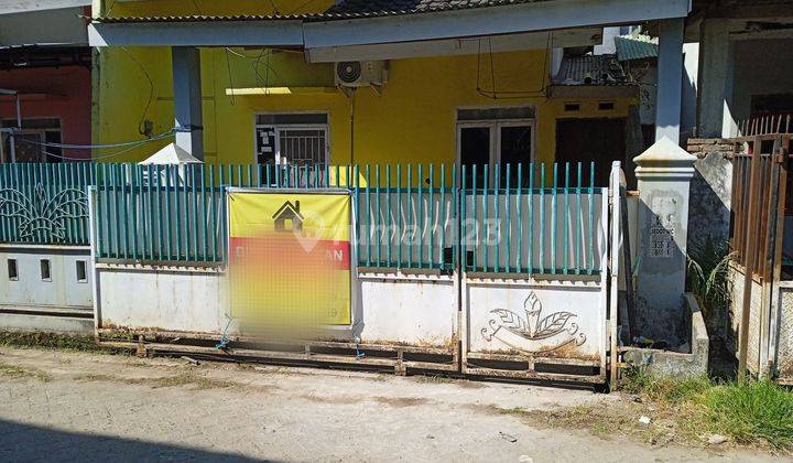 Rumah strategis 1