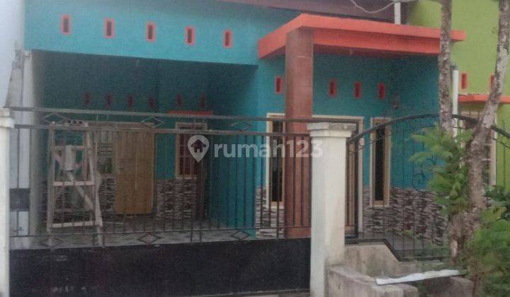 Rumah strategis 1