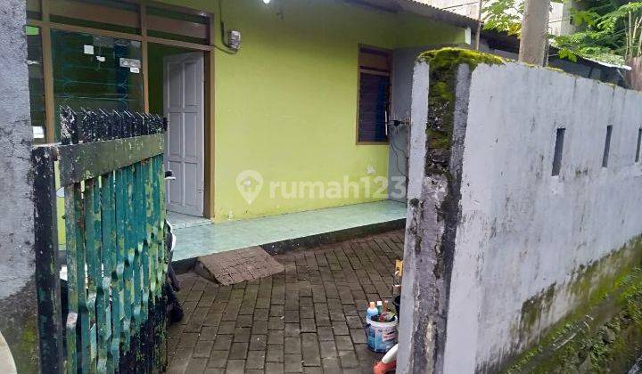 Rumah strategis 1