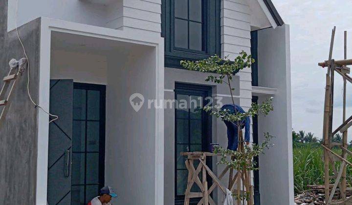 Rumah Dijual Di Malang Kota Pinggir Jalan Raya Kedungkandang di jalan raya kedungkandang
, Malang Kota 2