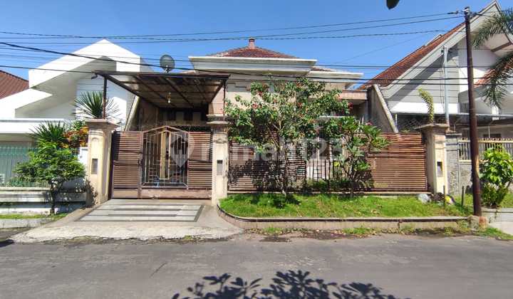 Vg269 For Sale Nice House in Taman Borobudur Malang Vg269 For Sale Nice House in Taman Borobudur Malang