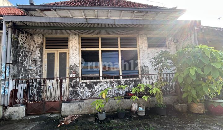 Ca573 Dijual Rumah Hitung Tanah Strategis SHM di Baliwerti 1