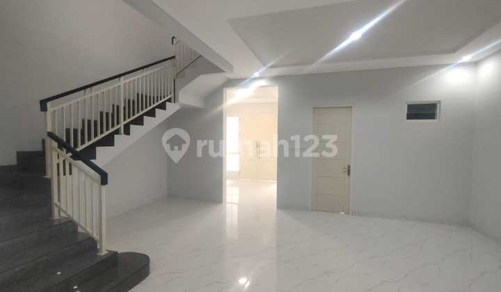 VG255 Dijual Rumah Baru Bagus SHM di Gayung Kebonsari  2