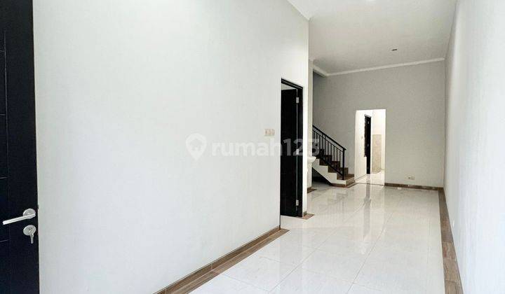 Vg173 Dijual Rumah Baru Design Minimalis Modern di Rungkut Asri, SHM  2