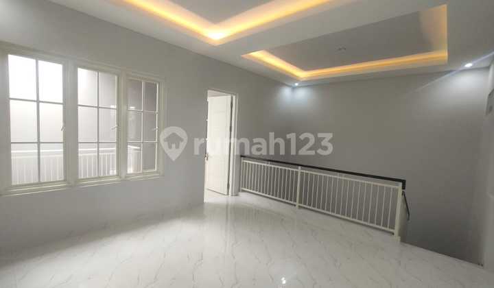 VG255 DIJUAL RUMAH BARU CAKEP SHM DI GAYUNG KEBONSARI 2