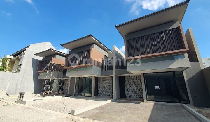 EMA392 Dijual Rumah Baru Bagus SHM di Central Park Mulyosari EMA392 Dijual Rumah Baru Bagus SHM di Central Park Mulyosari