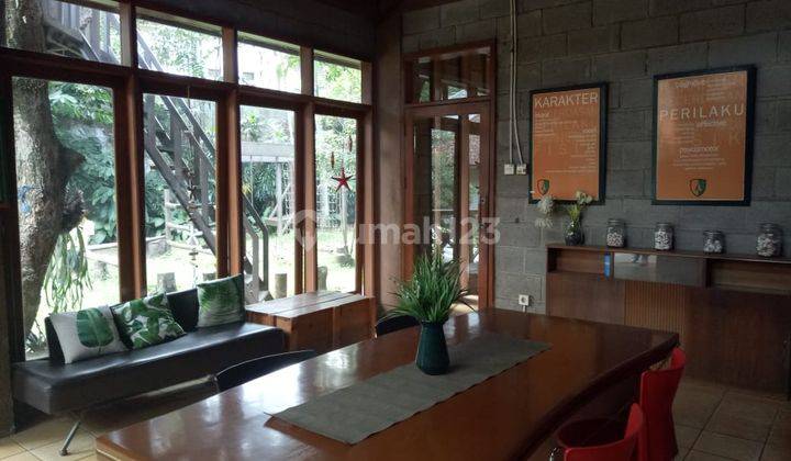 For Rent Rumah Tua Terawat Area Cipaganti 1