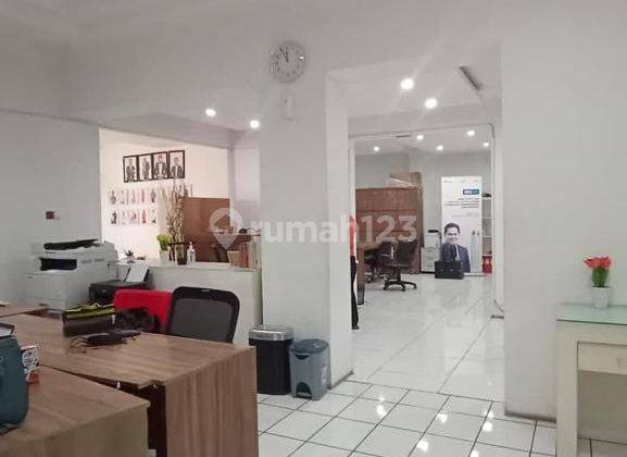 For Rent Rumah Buat Kantor Atau Usaha di Sayap Jalan Riau 9