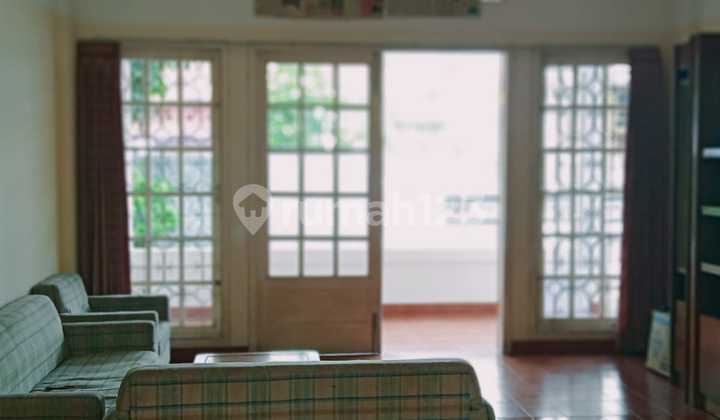 For Rent Rumah Cantik Modern di Daerah Jalan Suci 1