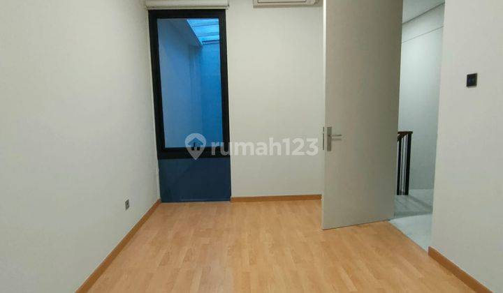 For Rent Rumah Baru Hook 2 Lantai di Taman Anggrek Bandung 11
