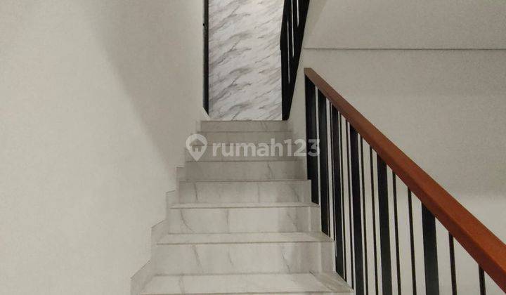 For Rent Rumah Baru Hook 2 Lantai di Taman Anggrek Bandung 19