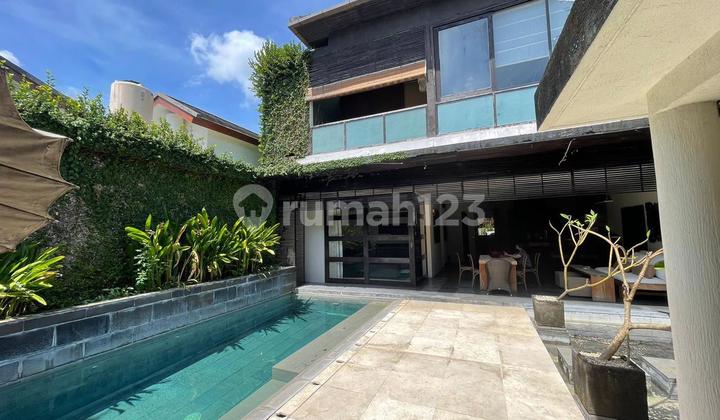 For Sale Villa Batu Belig Seminyak Bali  7