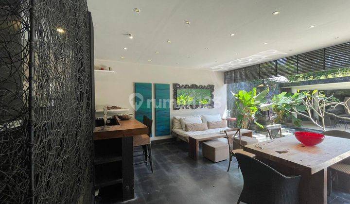 For Sale Villa Batu Belig Seminyak Bali  8