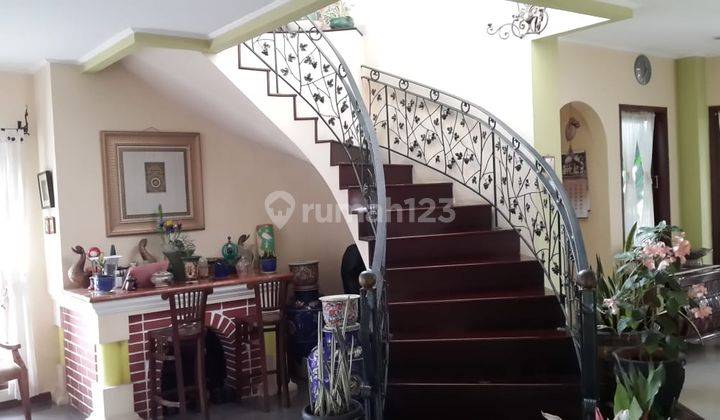 For Sale Rumah Mewah Lokasi di Cipaku Bandung 2