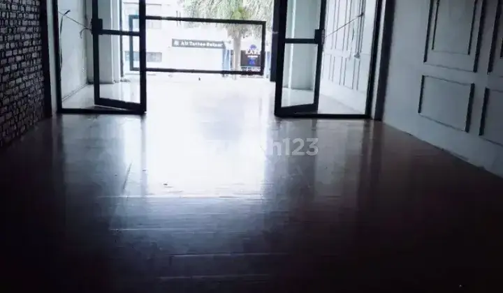 Disewakan Ruko 3.5 Lantai Siap Pakai di Hyper Square, Bandung 12