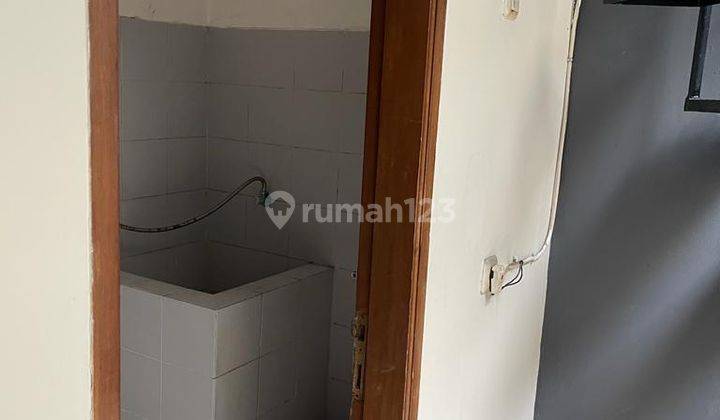 Disewakan Rumah Nyaman Terawat Siap Huni di Batununggal, Bandung 2