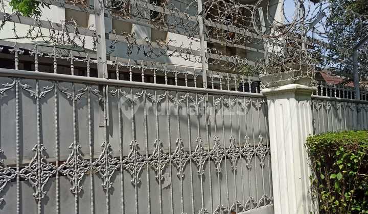 Dijual Rumah Luas Dan Menarik Pusat Kota Siap Huni di Supratman, Bandung 8