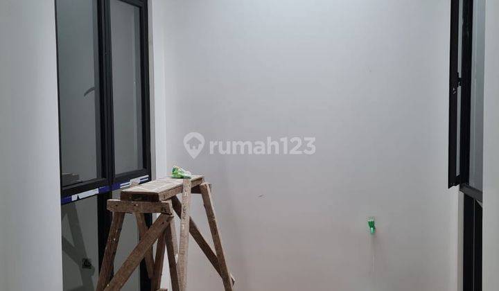 Rumah Mewah 2 Lantai di Bintaro Lokasi Strategis 4