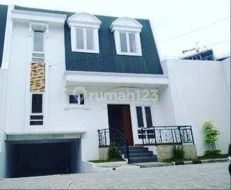 Rumah Modern minimalis dekat Bintaro Exhange Mall  2