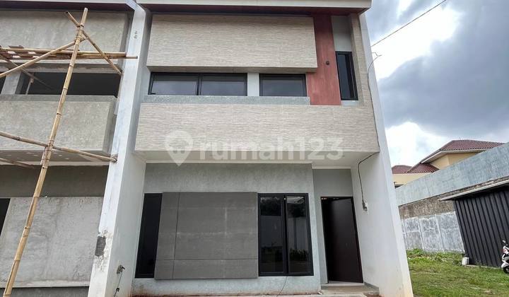 Premium 2-Story Cluster Free All Fees² in Jatiasih, Bekasi Premium 2-Story Cluster Free All Fees² in Jatiasih, Bekasi