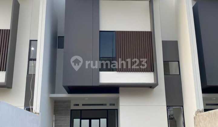 Siap Huni Rumah 2 Lantai Lokasi Strategis di Pondok Gede, Bekasi. 1