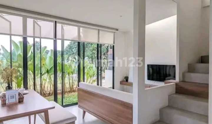Rumah bergaya scandinavian 2 Lantai Lingkungan Asri di Cibubur
