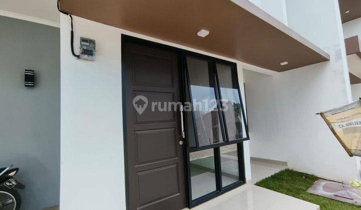 Town House Baru Minimalis Modern di Jatiasih Kota Bekasi 2