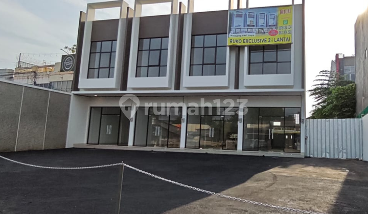 Modern Shophouse Ready to Move In, Suitable for Business and Office in Jatibening, Bekasi 2