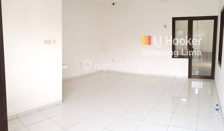 Disewakan Gudang Dan Kantor Kawasan Pecinan Semarang 11.134 aud  3