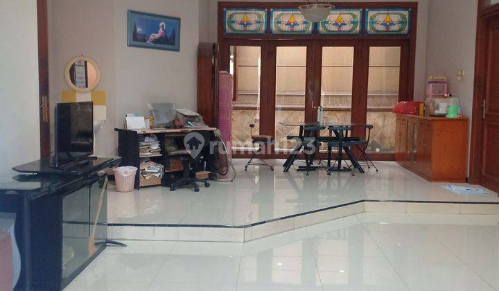 Dijual Rumah besar SHM di Mulyosari prima  2