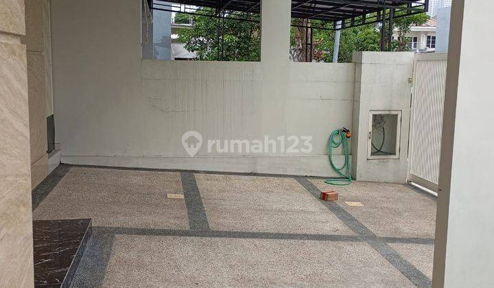 Dijual Rmh Bagus Mewah Minimalis Modern 4 Kt Di Pakuwon City 2