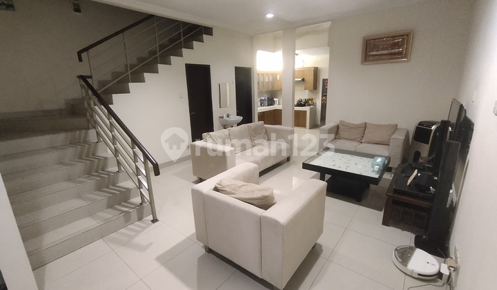 Rumah Cantik Citra 1 Ext 2 Lantai SHM Bagus Selatan