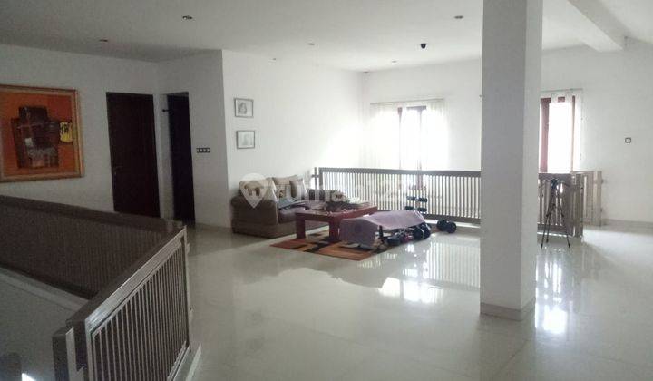 Jual Rumah Komplek Jaka Permai Bekasi Full Granit Furnished SHM 2