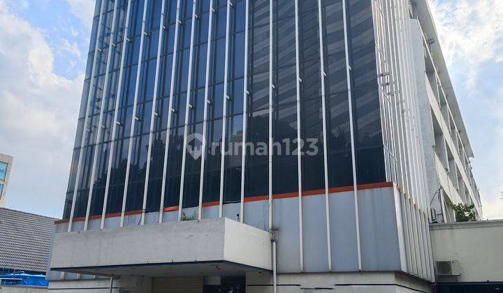 Gedung Kantor Strategis 5 Lantai Gambir Jakarta Pusat 1