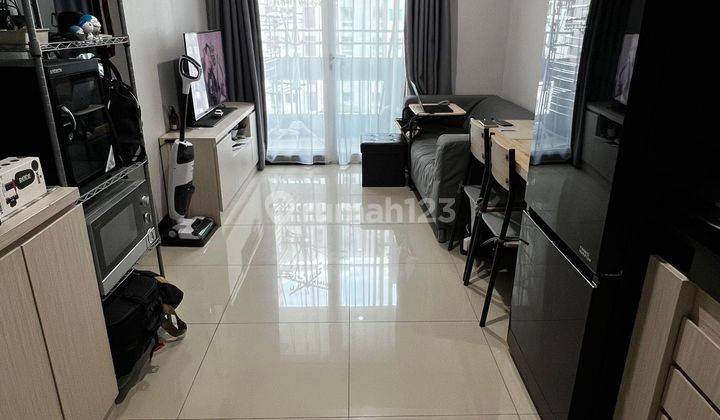 Jual Cepat Apartemen Sky Terrace Tipe 2 Br Semi Furnished 1