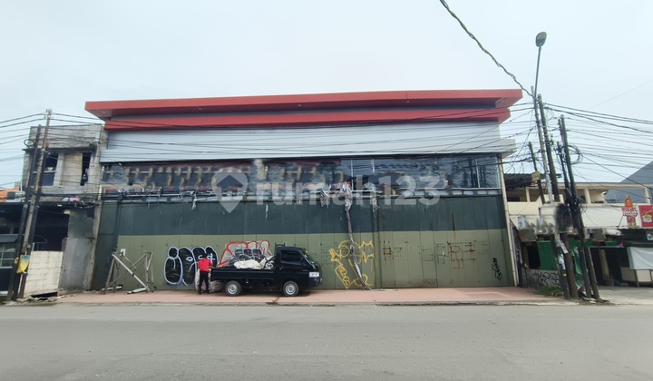 For Sale Ex Showroom Warehouse Near Airport in Jurumudi Raya Tangerang